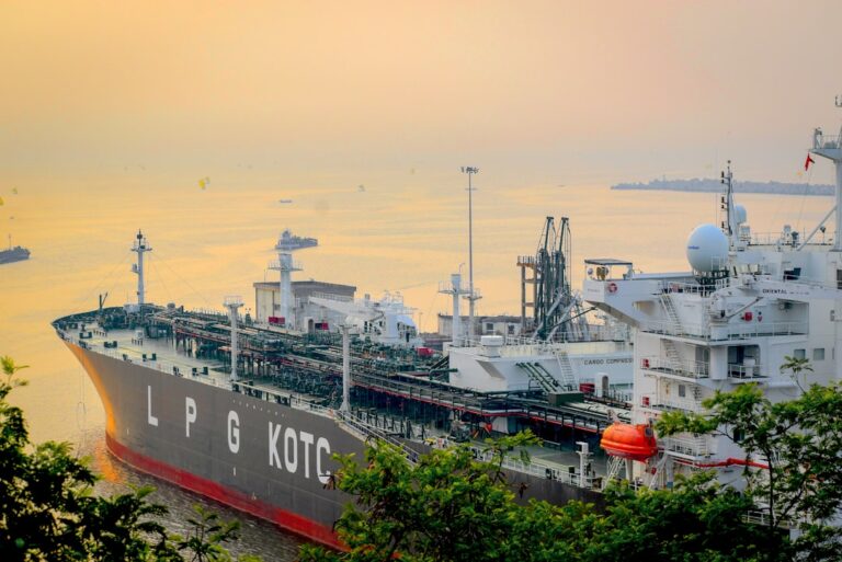 Oil Prices Spike Above $115 as Iran War Enters Fifth Week — What It Means for Your Wallet