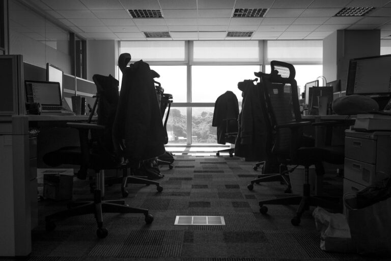 Oracle Just Laid Off 10,000 People — And Blamed AI for Making Them Unnecessary